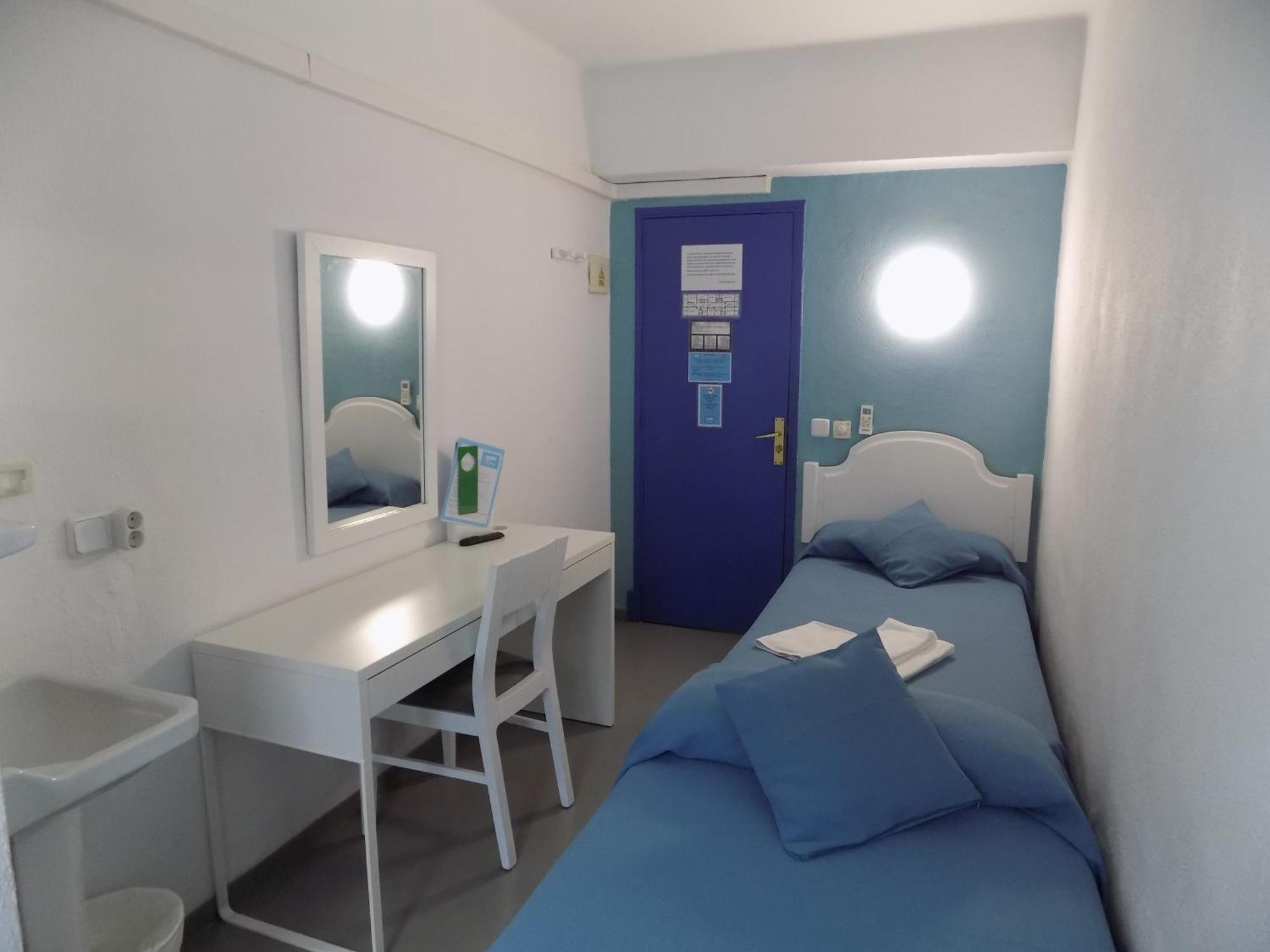 Hostal Villa Maruja El Arenal  Habitación foto