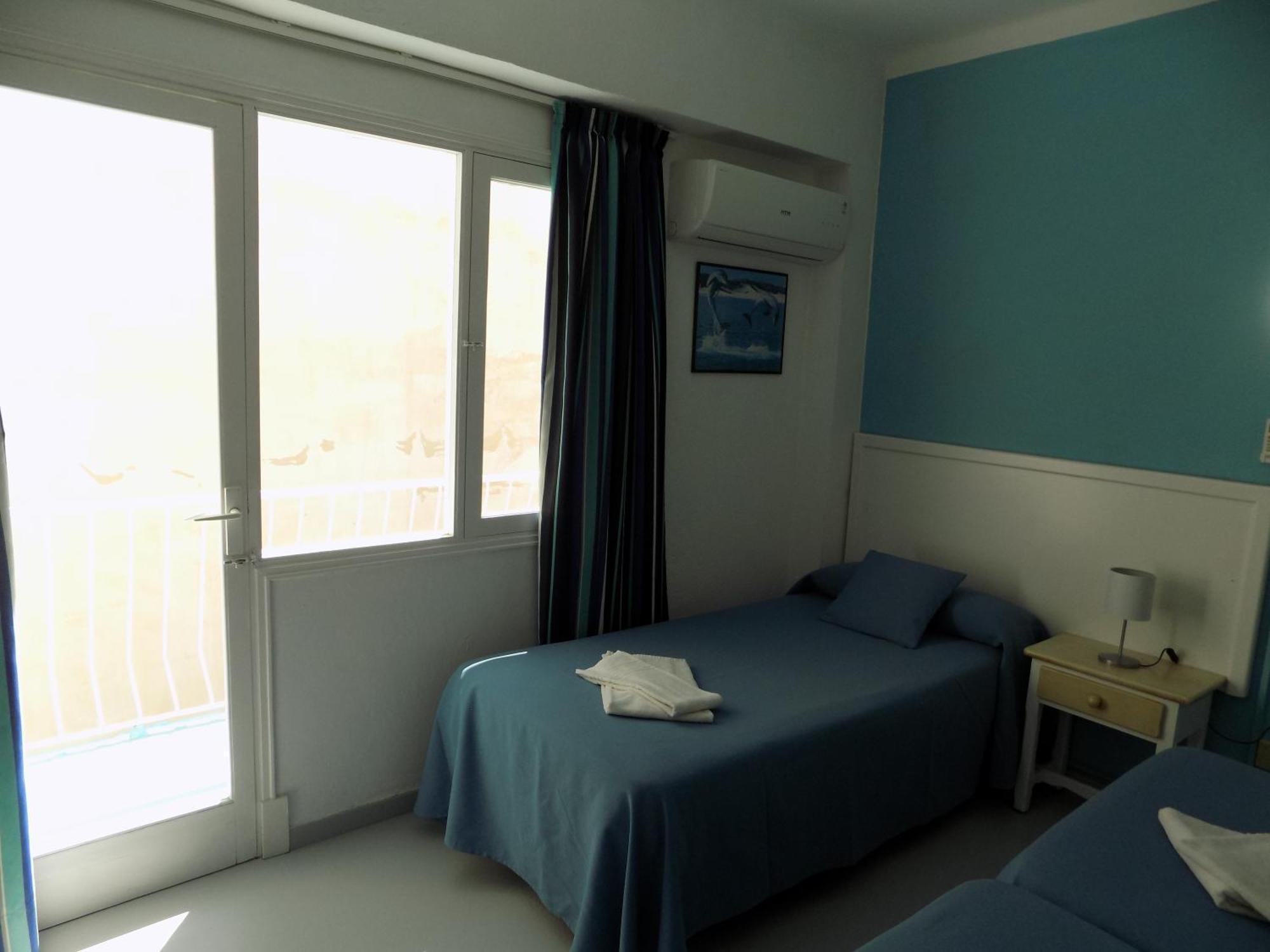 Hostal Villa Maruja El Arenal  Habitación foto